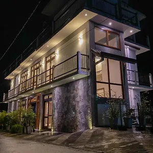 hanthana-house.kandyhotelsnow.com/