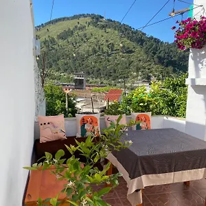 Ziu Hostel